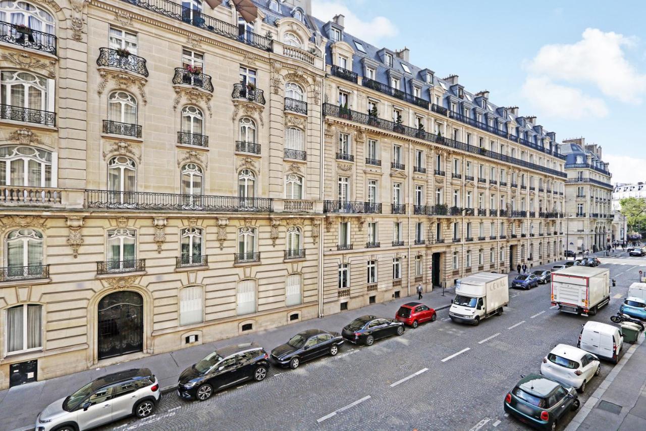 Pick A Flat'S Apartment In Triangle D'Or - Pierre 1Er De Serbie Paris Dış mekan fotoğraf